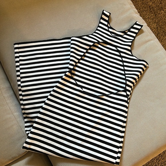 ZARA STRETCH KNIT BODYCON DRESS - Picture 4 of 4